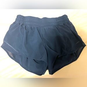 LULU LEMON HOTTY HOT 2.5 NAVY BLUE SIZE 8